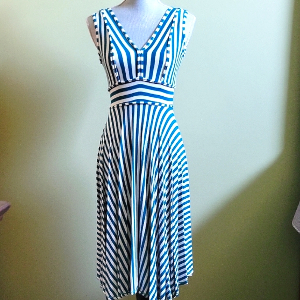 MAX STUDIO Striped Teal and White Sleeveless Midi Dress - Picture 3 of 7